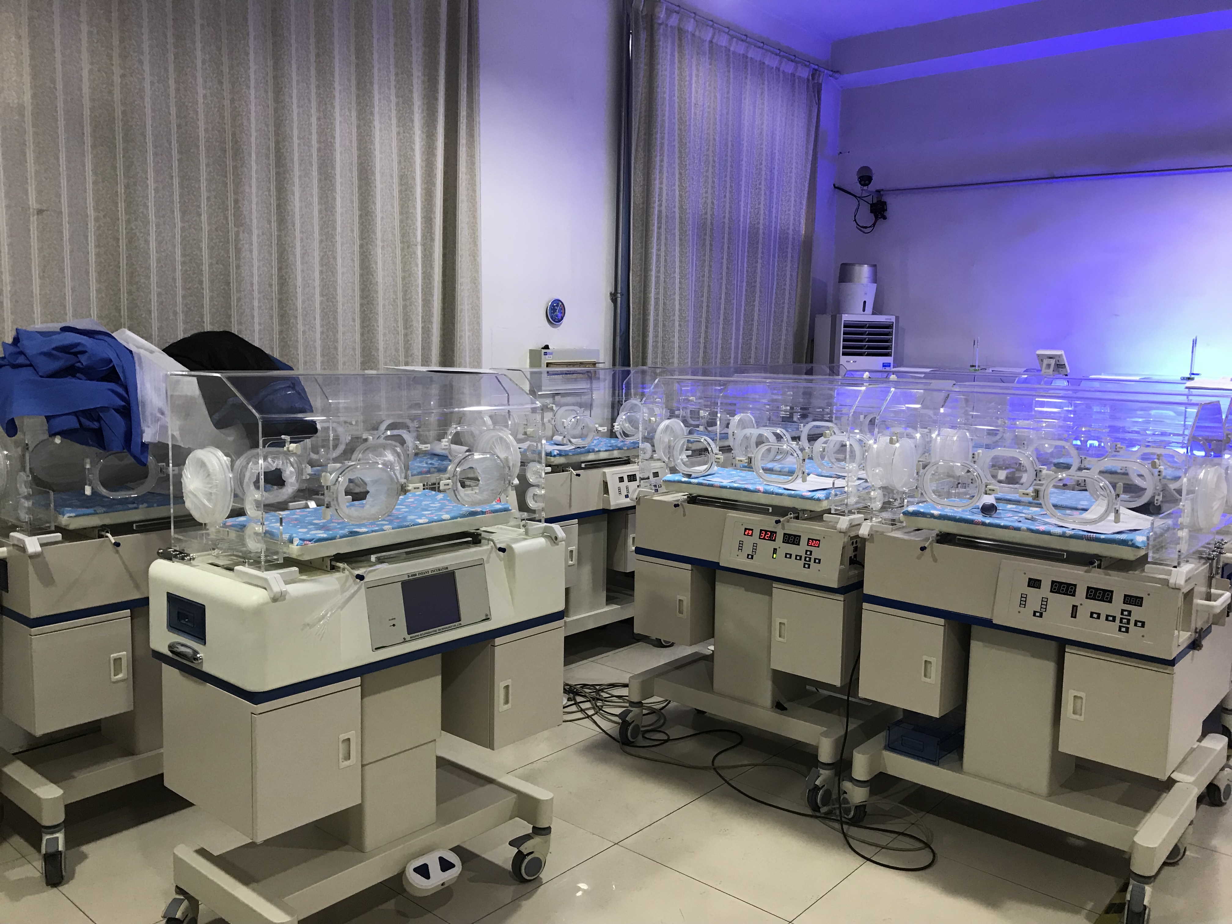 D20853D3AB9D9B9DCC35BD7E1AAB175C